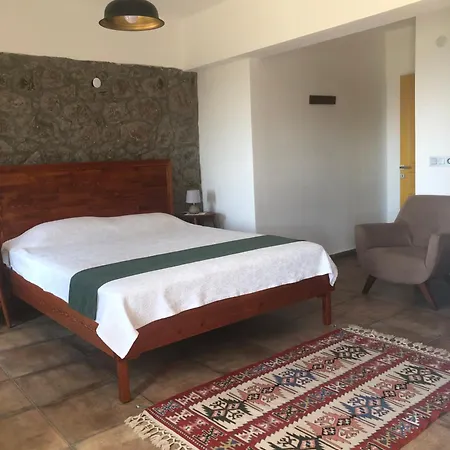 Pirnal Koey Evi Ayvacik