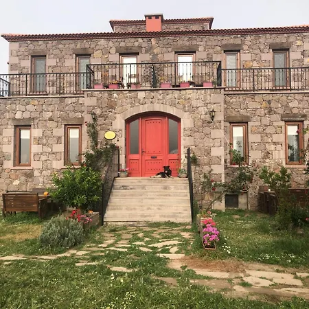 Pirnal Koey Evi Bed & Breakfast