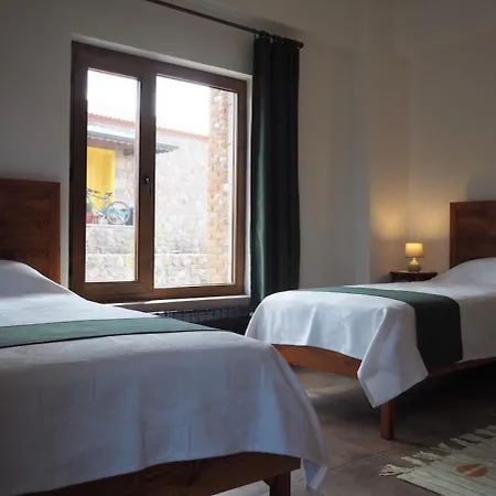 Pirnal Koey Evi Bed & Breakfast *