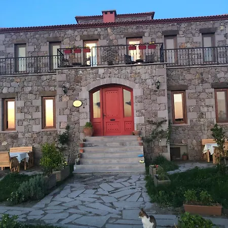 Pirnal Koey Evi Couette-café *