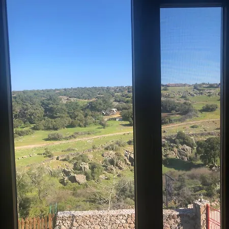 Couette-café Pirnal Koey Evi *