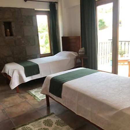 Pirnal Koey Evi Bed & Breakfast