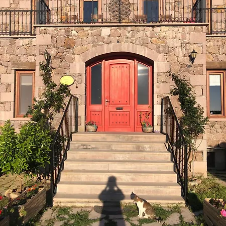 Pirnal Koey Evi Couette-café