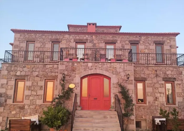 Pirnal Koey Evi Ayvacik (Canakkale)