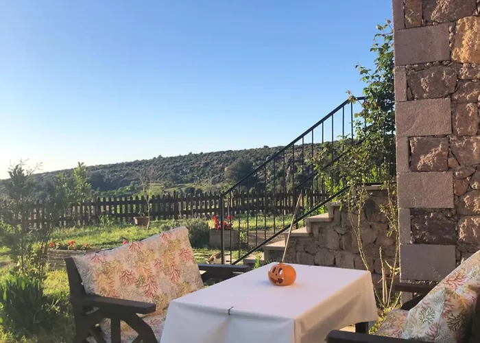 فندق مبيت وإفطار Pirnal Koey Evi Ayvacik (Canakkale)