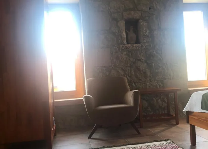 Pirnal Koey Evi Ayvacik (Canakkale)