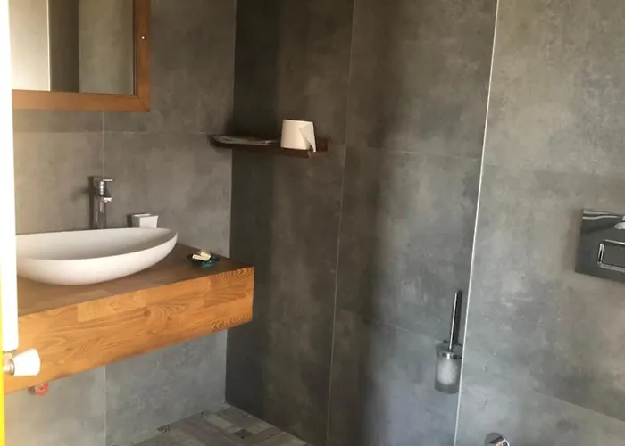 Pirnal Koey Evi فندق مبيت وإفطار *