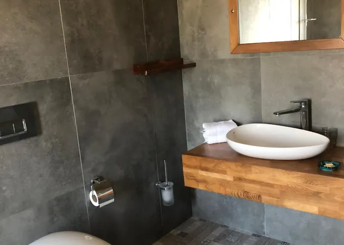 فندق مبيت وإفطار Pirnal Koey Evi *